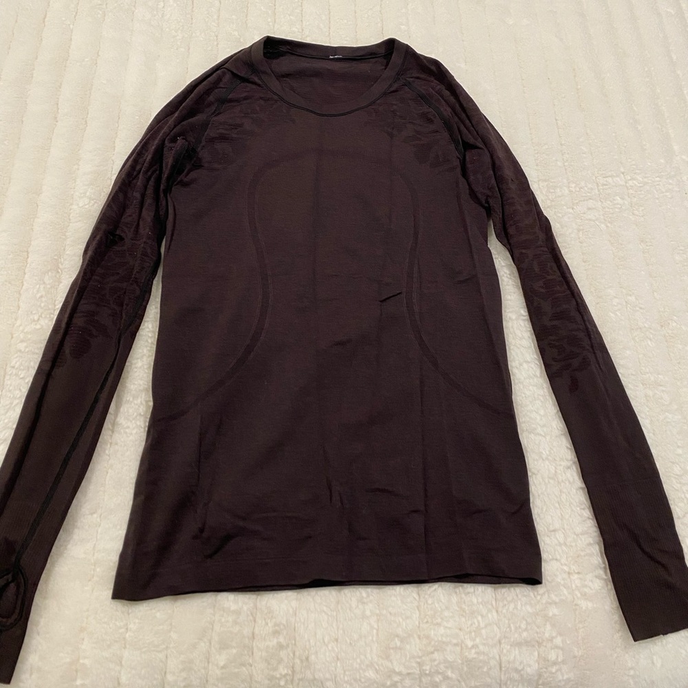 Lululemon swiftly tech long sleeve